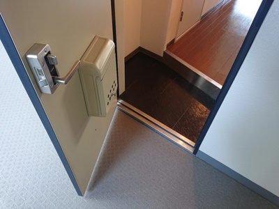 【玄関】 | リーガル新大阪