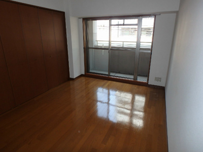 【洋室】 | セントアミール南久宝寺 | 居間です