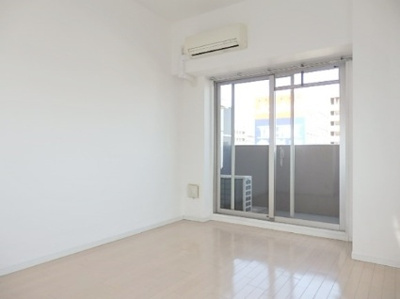 【居間・リビング】 | S-RESIDENCE難波EAST