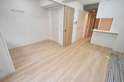 【居間・リビング】 | アーバネックス同心 | こちらのリビングで趣味の時間をお楽しみください