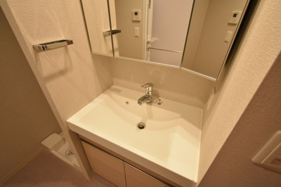 【独立洗面台】 | アーバネックス同心 | 使いやすい独立洗面台です