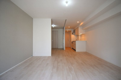 【居間・リビング】 | OPUS RESIDENCE SHINSAIBASHISOUTH