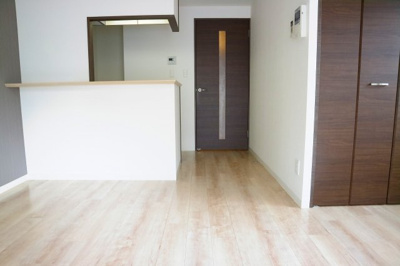 【居間・リビング】 | イーストヴィラ梅田