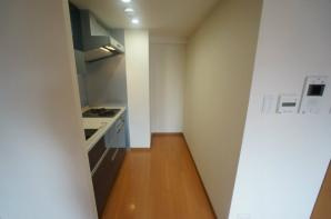 【内装】 | リーガル新福島 | 収納も沢山ある玄関です！！