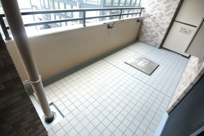 【バルコニー】 | リーガル梅田EAST