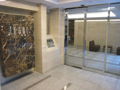 【エントランス】 | リーガル梅田EAST