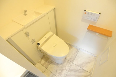 【トイレ】 | リーガル梅田EAST