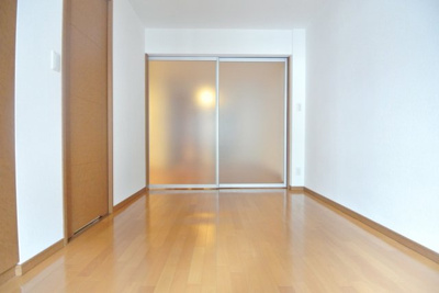 【寝室】 | リーガル梅田EAST