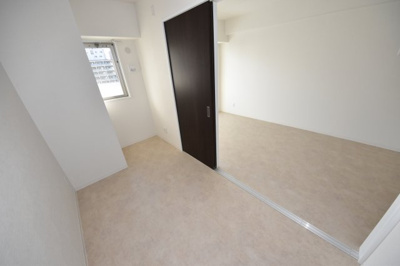 【洋室】 | SHINMACHI RESIDENCE KOUZUYA