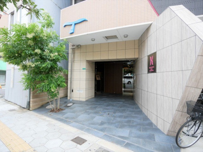 【エントランス】 | ラシュレエグゼ難波南