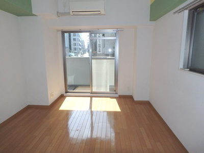 【洋室】 | エスリード北浜