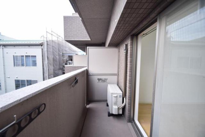 【バルコニー】 | SWISS難波西