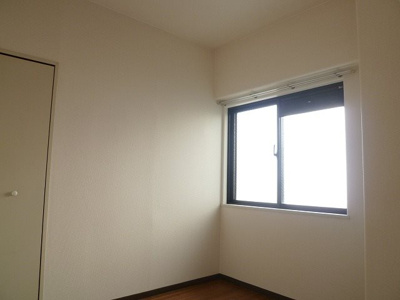 【洋室】 | ベルンガーデン東平