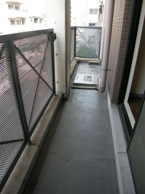 【バルコニー】 | ベルンガーデン東平