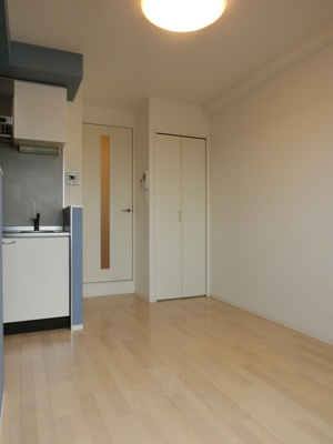 【寝室】 | サンロール難波南