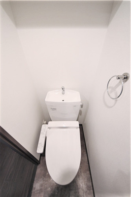 【トイレ】 | S-RESIDENCE淀屋橋 | コンパクトで使いやすいトイレです