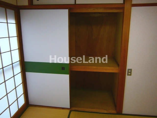 ハイツ二葉の収納