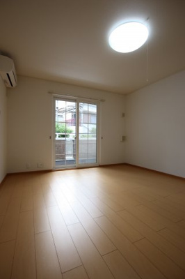 【洋室】 | フィオーレ松ヶ丘