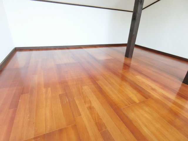 ハイツ小竹D棟の内装|ロフト