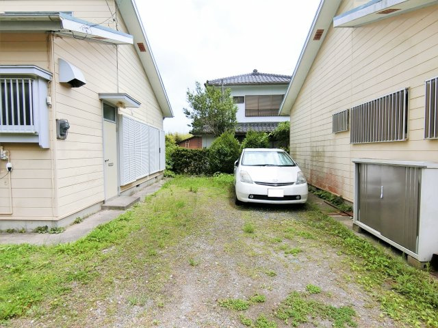 ハイツ小竹D棟の庭