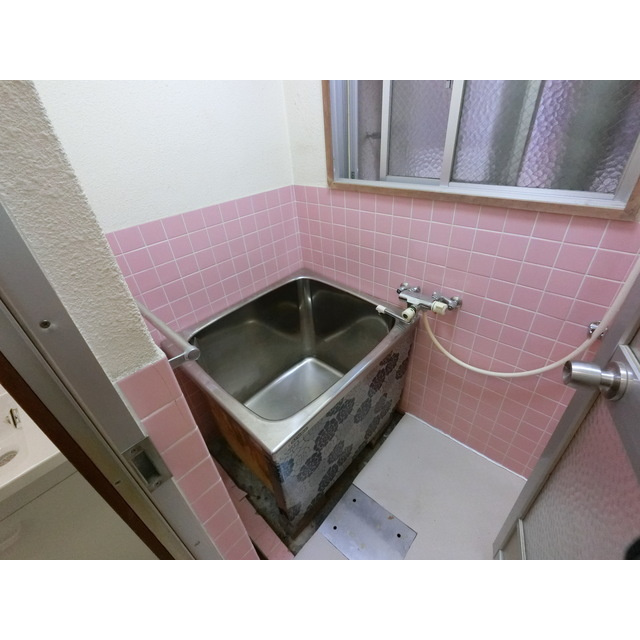 岐阜市鷺山東１丁目の賃貸マンションの浴室