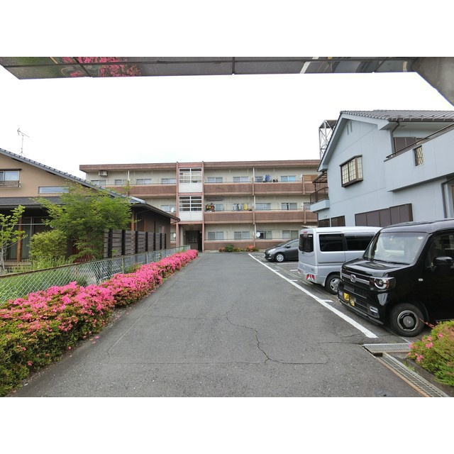 岐阜市鷺山東１丁目の賃貸マンションの外観