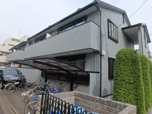 Brunnen・Motosumiyoshi【ブルンネン・モトスミヨシ】の外観|ブレーメン商店街を通って帰れます♪