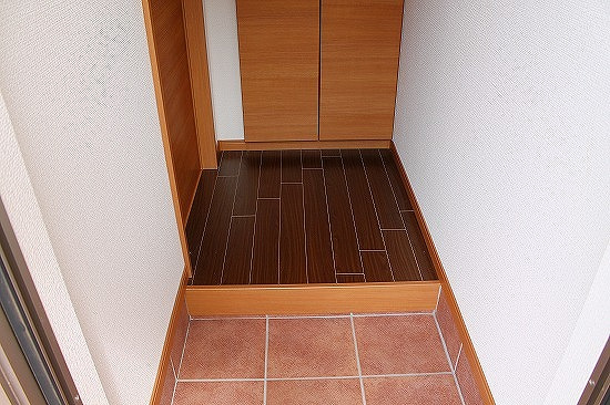 エスポワールAの玄関