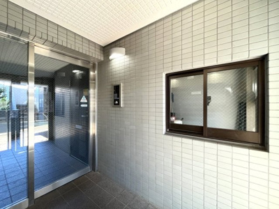 【エントランス】 | スカイコート千歳烏山第５