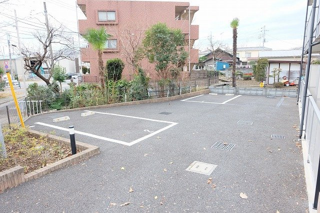 オートハウスⅢの駐車場|駐車場です