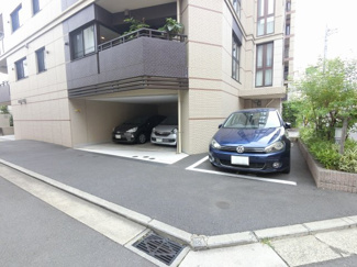 【駐車場】 | 平置駐車場です。