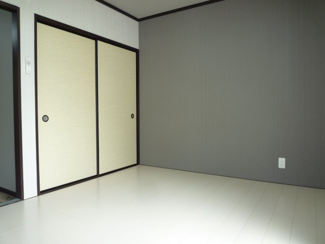 【居間・リビング】 | ロワール | おしゃれなアクセント壁面