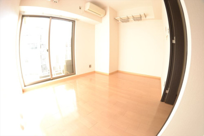 【居間・リビング】 | レジュールアッシュ谷町 | おしゃれな居間です