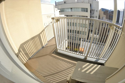 【バルコニー】 | レジュールアッシュ谷町 | 開放的で明るい空間を演出してくれるバルコニーです