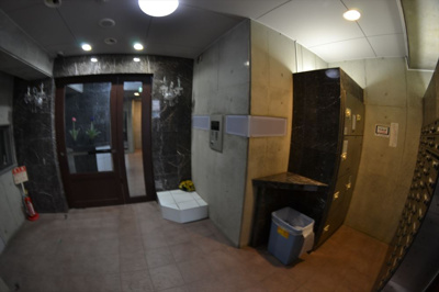 【ロビー】 | レジュールアッシュ谷町 | ゆとりのあるロビーです