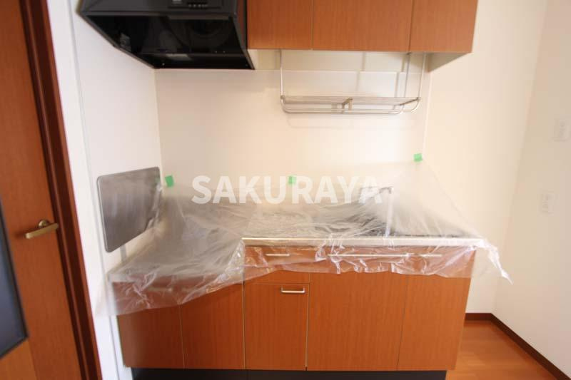 ヴィラ・ロージェのキッチン|現況と異なる場合がございます。