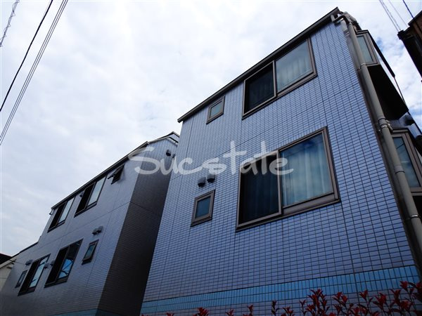 ガーデン西原マンション5の外観