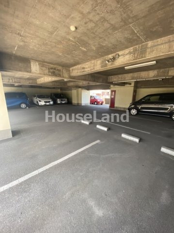 グランドハイツ野崎の駐車場