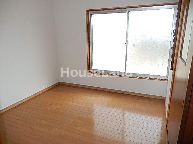 信和住宅の寝室