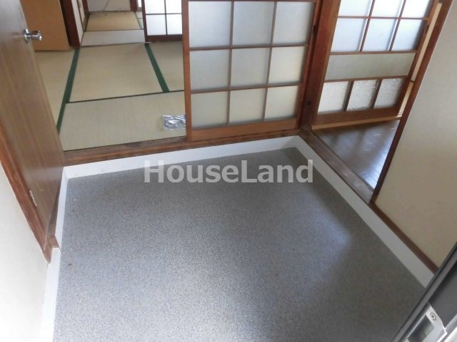 メモリア有本の玄関