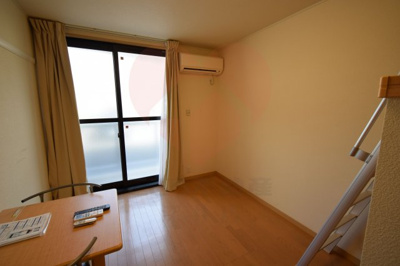 【居間・リビング】 | レオパレスレグルス八幡