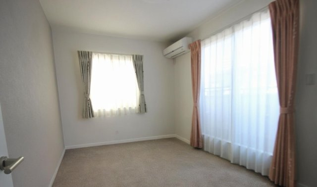 【洋室】 | ※CGで家具小物等を消したイメージです。