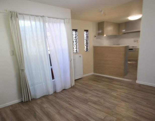 【居間・リビング】 | ※CGで家具小物等を消したイメージです。