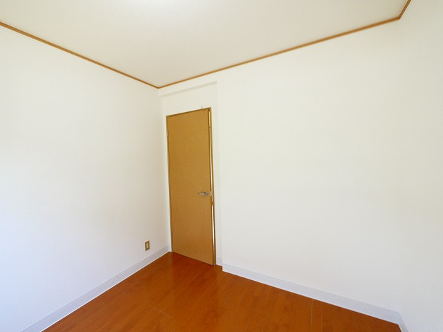 メゾン上杉の洋室|洋室です