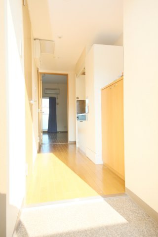 BlueWing鯉江本町の玄関