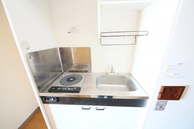 BlueWing鯉江本町のキッチン