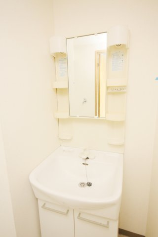 BlueWing鯉江本町の独立洗面台