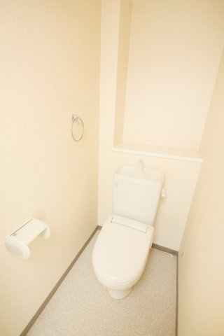 BlueWing鯉江本町のトイレ