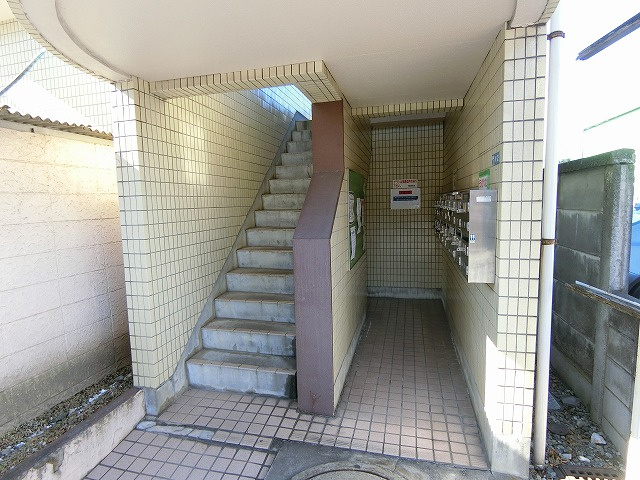 グランドールWのエントランス