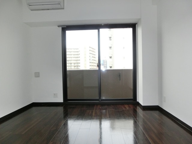 大阪市西淀川区姫里２丁目の賃貸マンションの洋室